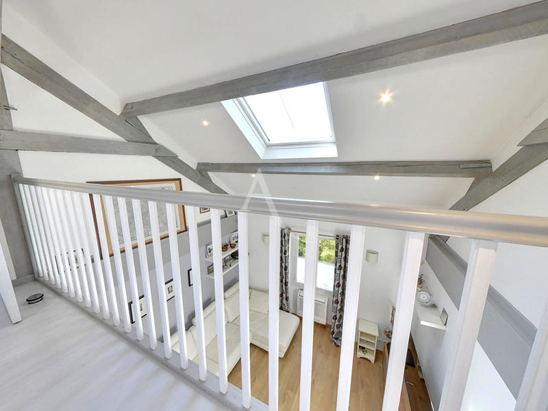 Maison - 183 m² - 8 pièces