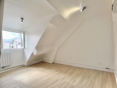Appartement - 15 m² - 1 pièce