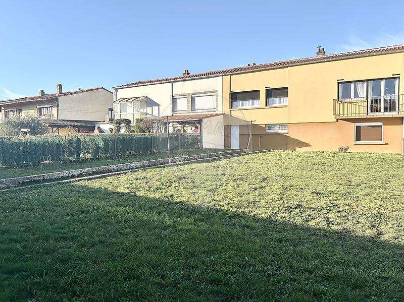 Maison - 96 m² - 5 pièces