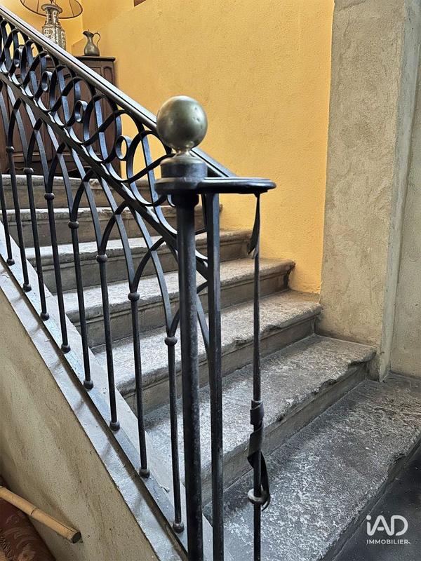 Maison - 690 m² - 17 pièces