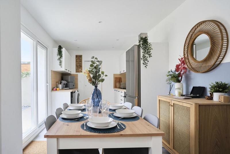 Maison - 130 m² - 8 pièces