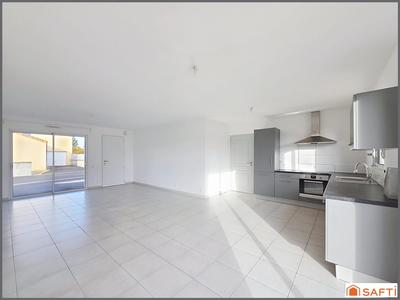 Maison - 96 m² - 5 pièces