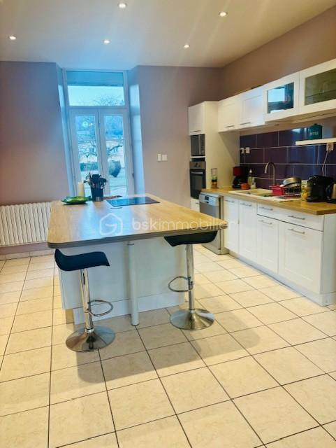 Maison - 176 m² - 6 pièces