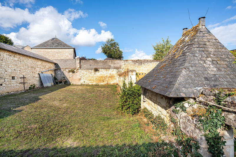 Maison - 304 m² - 10 pièces