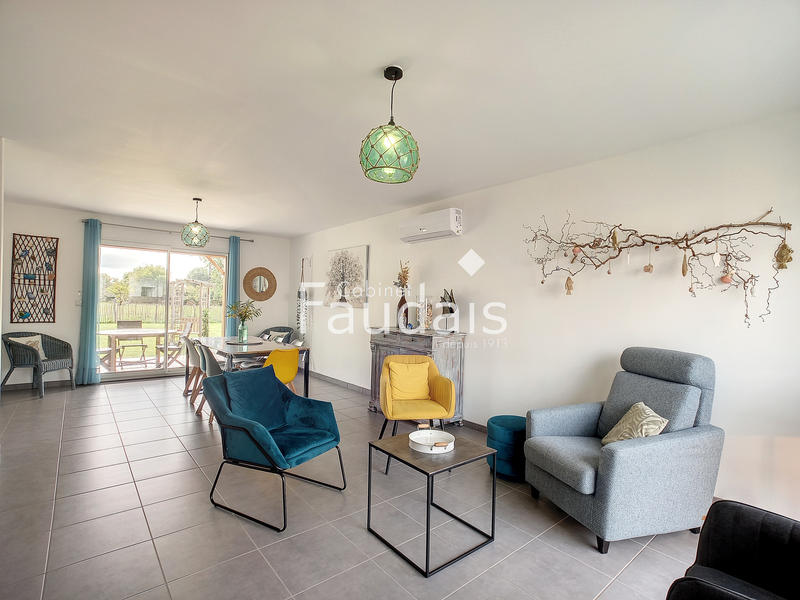 Maison - 105 m² - 5 pièces