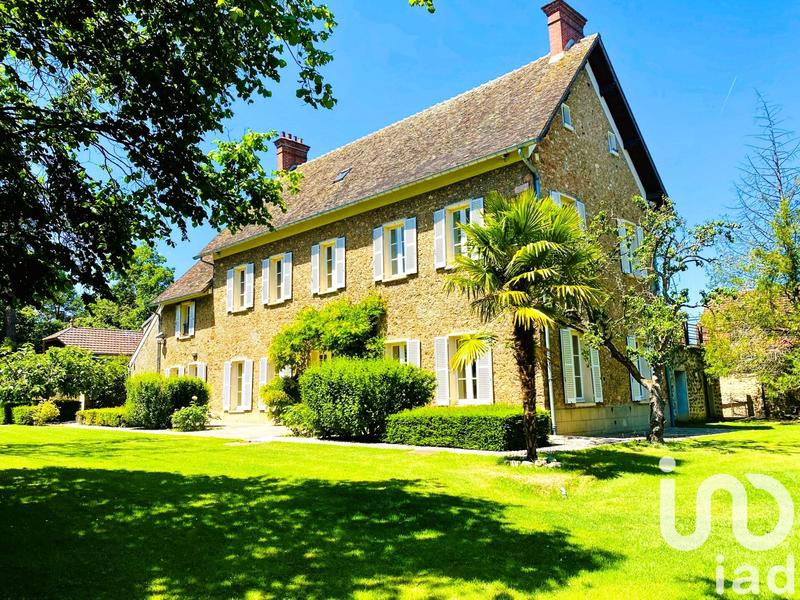 Maison - 360 m² - 9 pièces