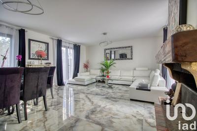 Maison - 150 m² - 7 pièces