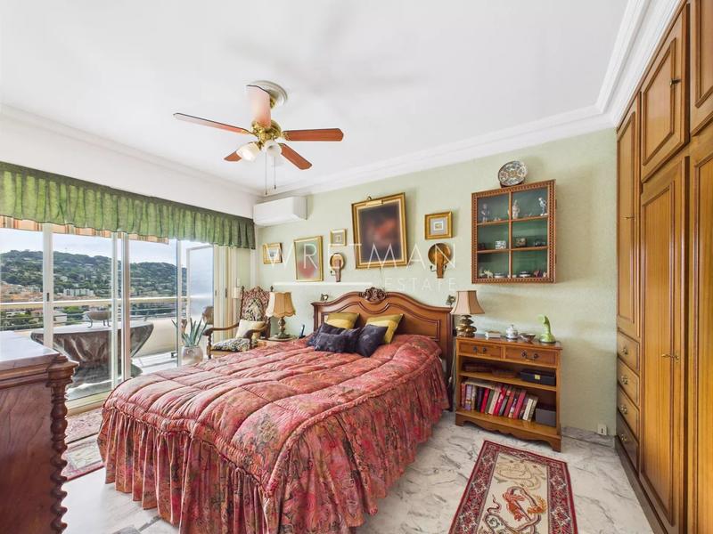 Appartement - 80 m² - 3 pièces