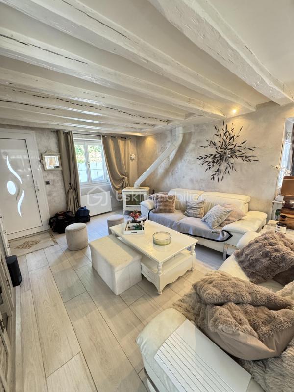 Maison - 185 m² - 6 pièces