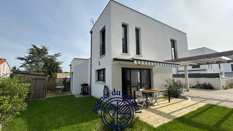 Maison - 103 m² - 4 pièces