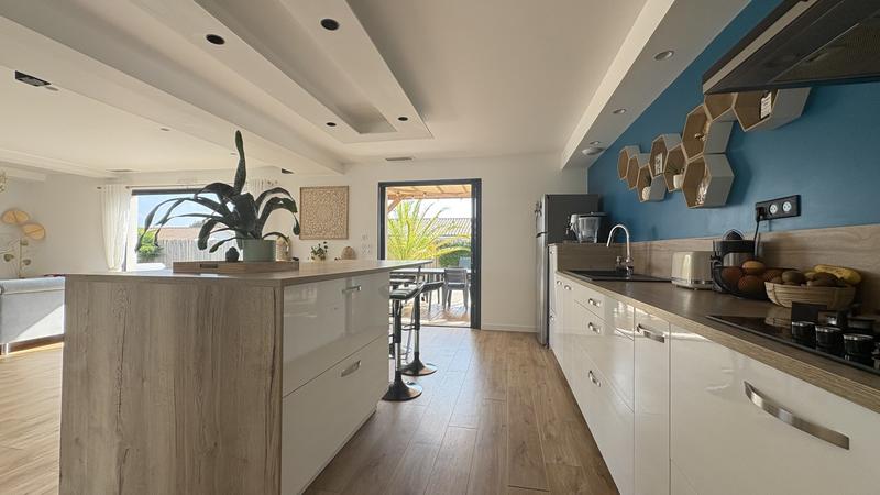 Maison - 189 m² - 6 pièces