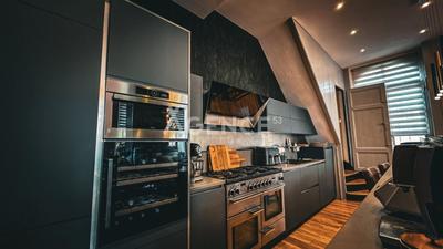 Maison bourgeoise - 250 m² - 9 pièces