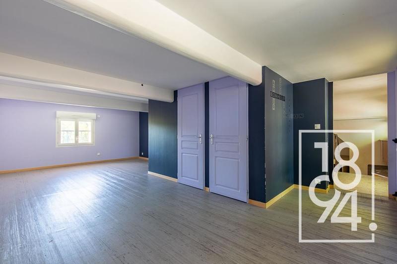 Appartement - 133 m² - 4 pièces