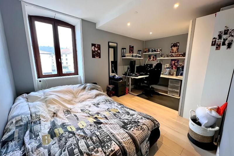 Maison - 264 m² - 7 pièces