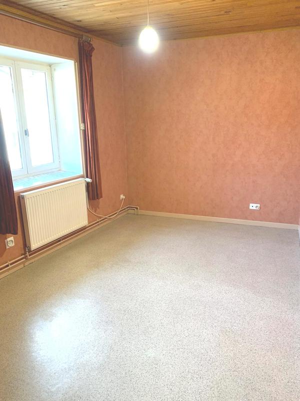 Maison - 235 m² - 11 pièces