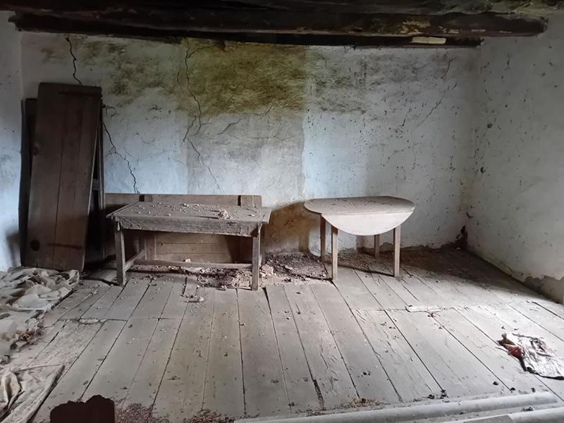 Maison - 740 m² - 3 pièces