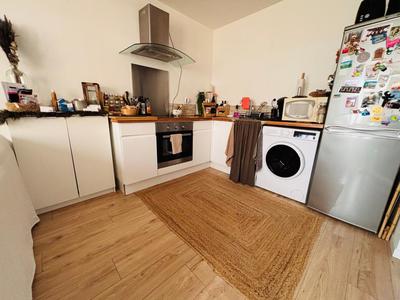 Maison - 95 m² - 3 pièces