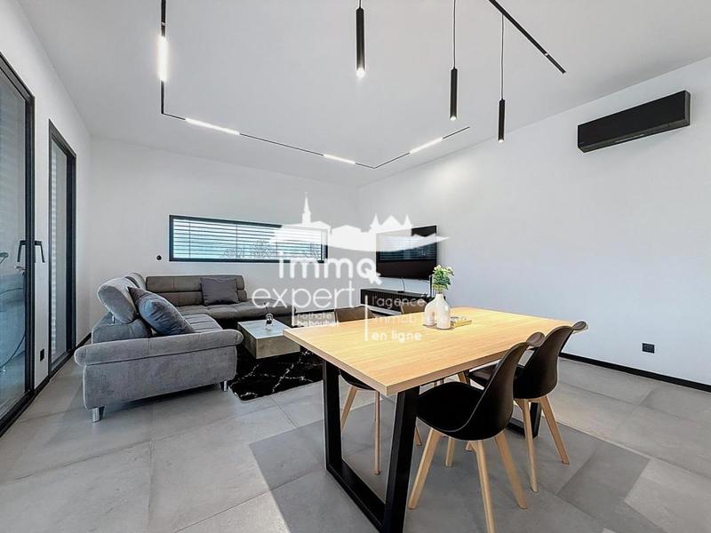 Villa - 145 m² - 6 pièces