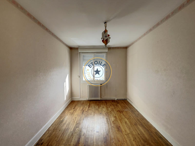 Maison - 94 m² - 5 pièces