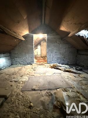 Maison - 85 m² - 5 pièces