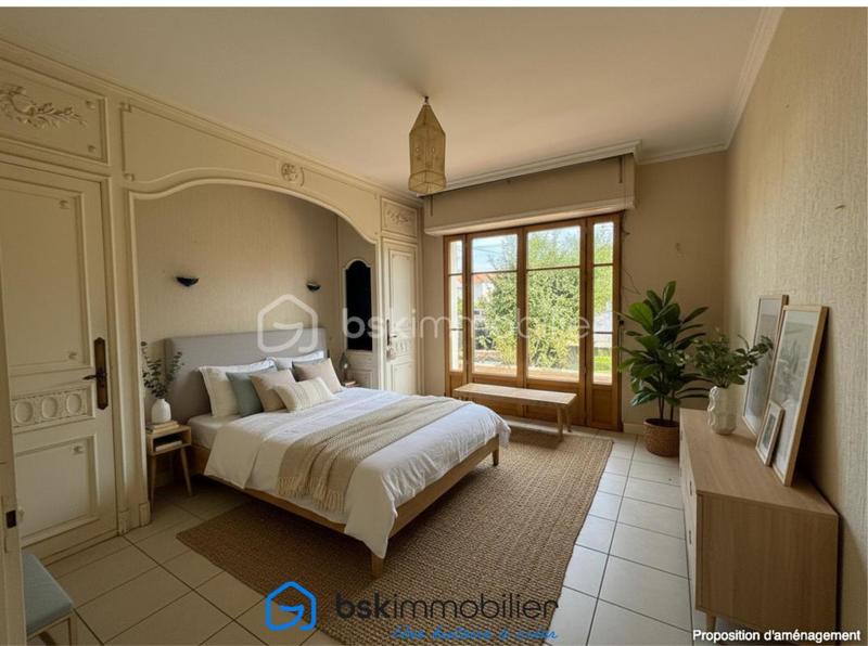 Maison - 140 m² - 6 pièces