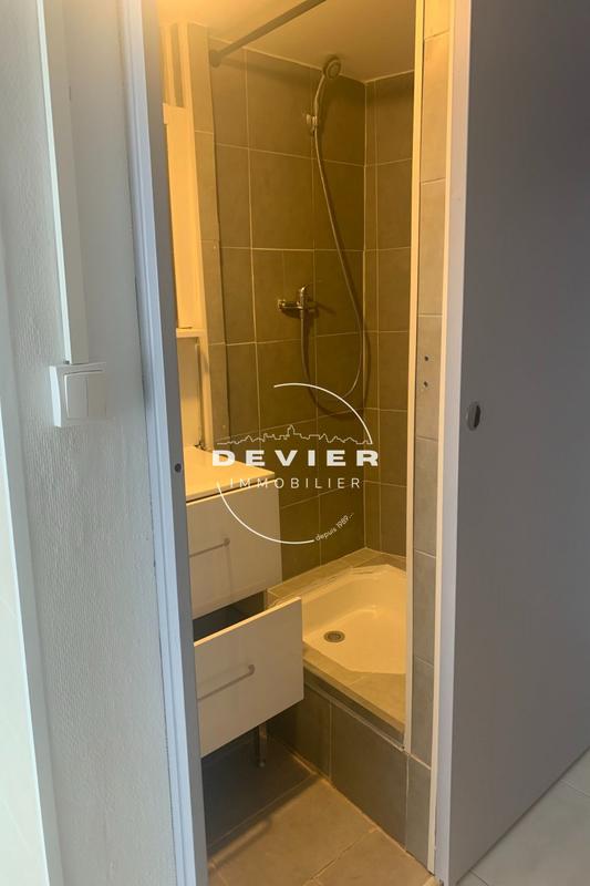 Appartement - 30 m² - 2 pièces