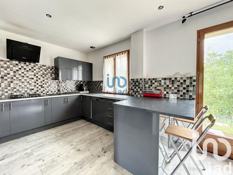 Maison - 174 m² - 7 pièces