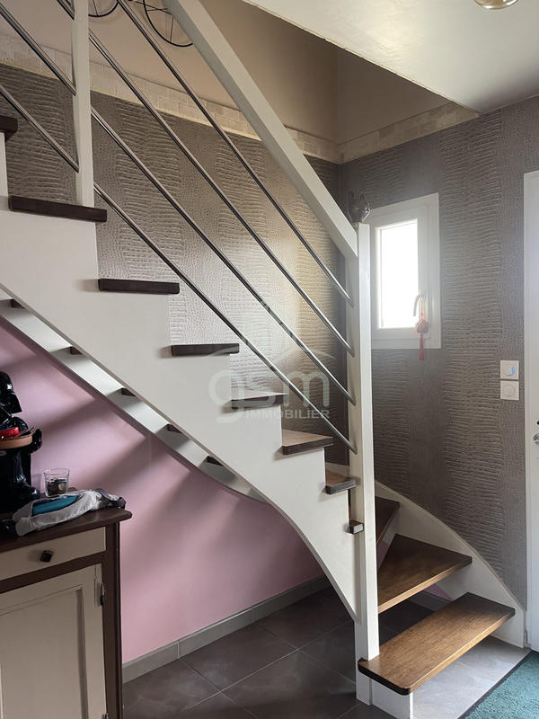 Maison traditionnelle - 125 m² - 6 pièces