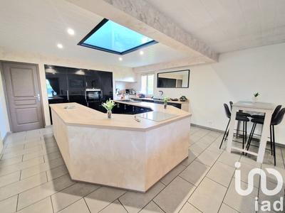 Maison - 351 m² - 12 pièces