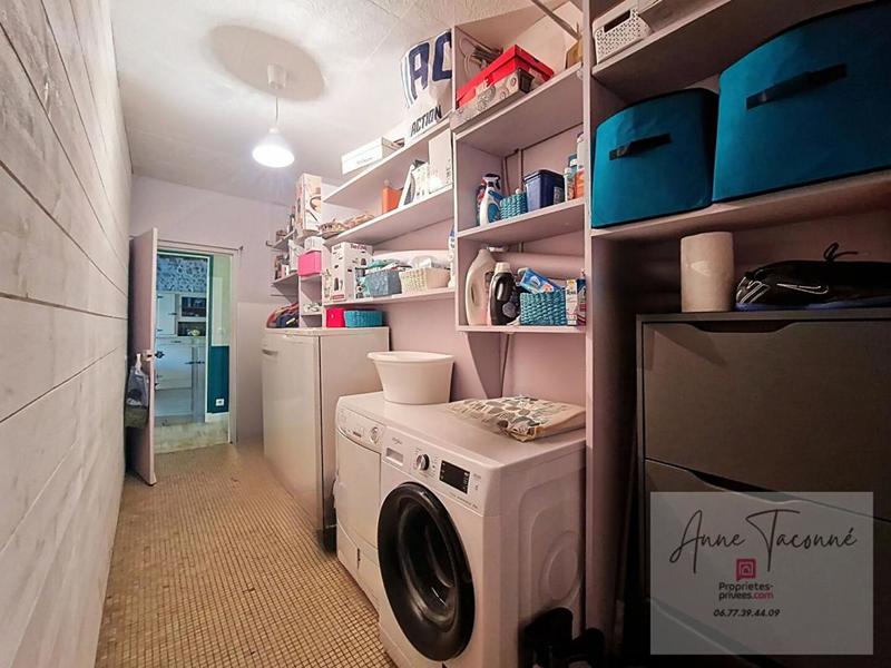 Maison - 245 m² - 7 pièces