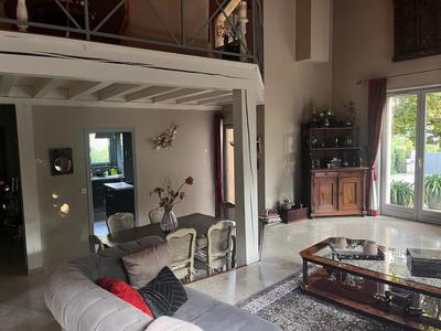 Maison - 165 m² - 5 pièces