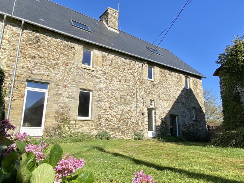 Corps de ferme - 180 m² - 8 pièces