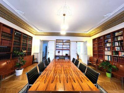 Bureau - 300 m² - 10 pièces