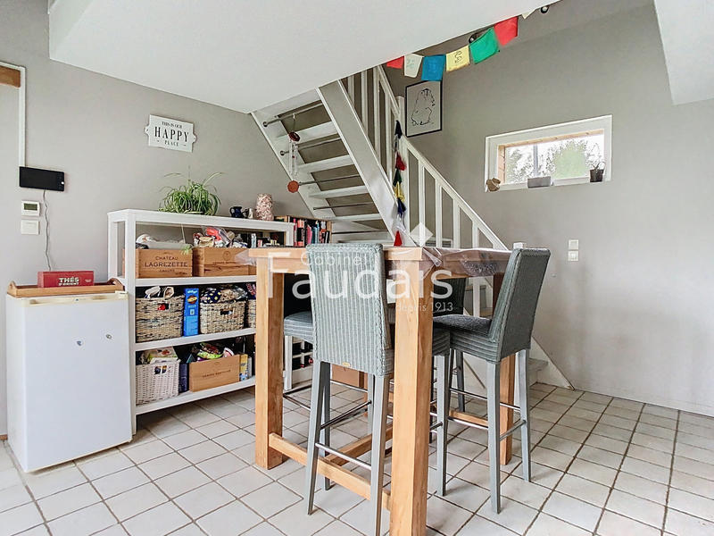 Maison - 142 m² - 8 pièces