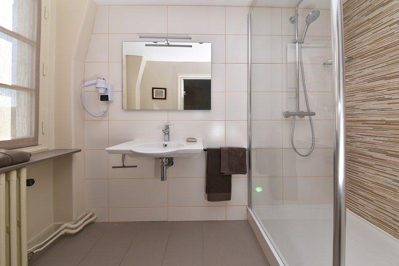 Maison - 230 m² - 7 pièces