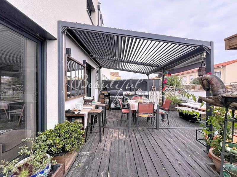 Maison - 84 m² - 4 pièces