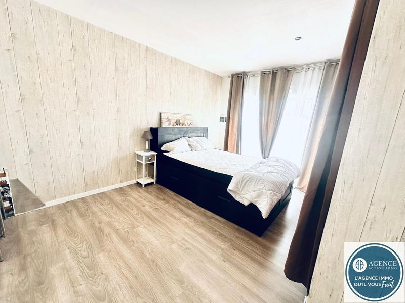 Maison - 110 m² - 6 pièces