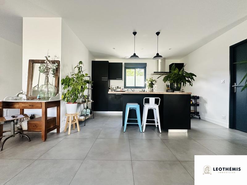 Maison - 110 m² - 5 pièces