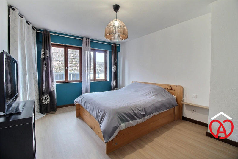 Maison - 101 m² - 4 pièces