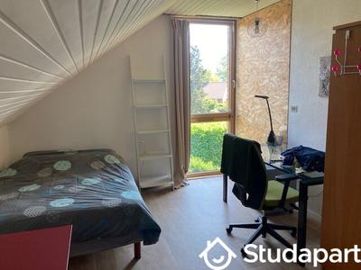 Chambre - 15 m² - 1 pièce