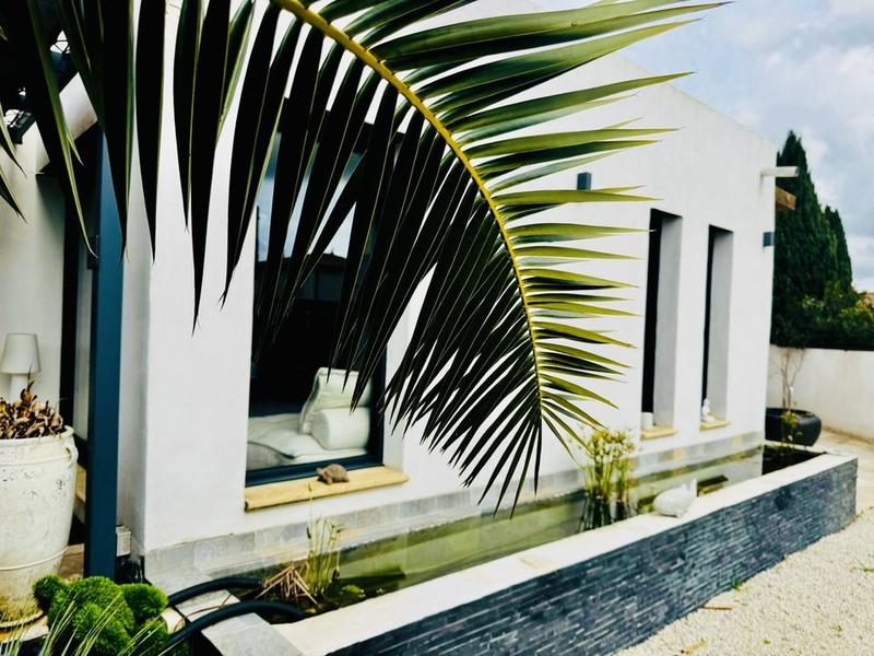 Villa - 185 m² - 6 pièces