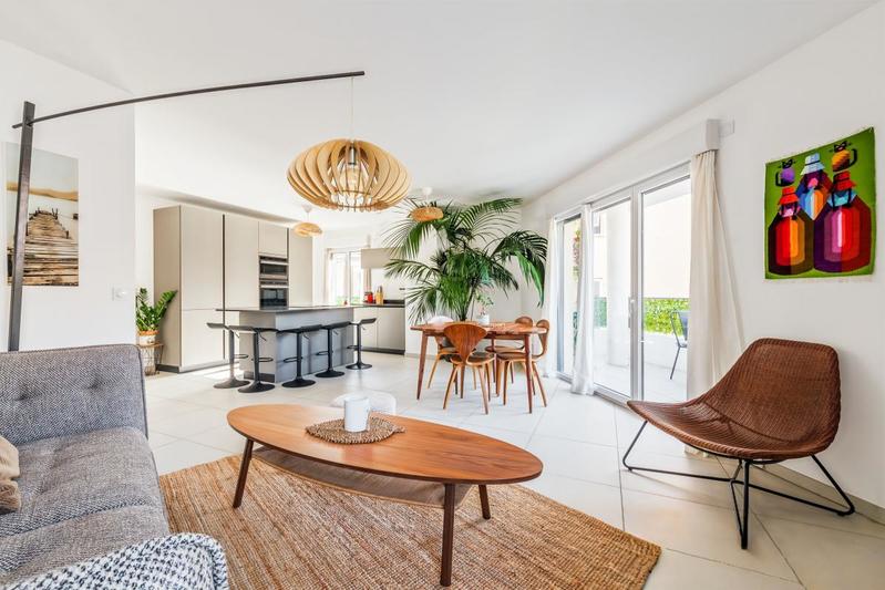 Appartement - 77 m² - 3 pièces