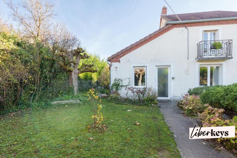 Maison - 135 m² - 6 pièces