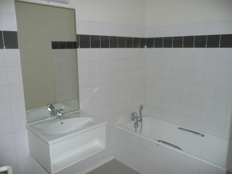 Appartement - 94 m² - 3 pièces