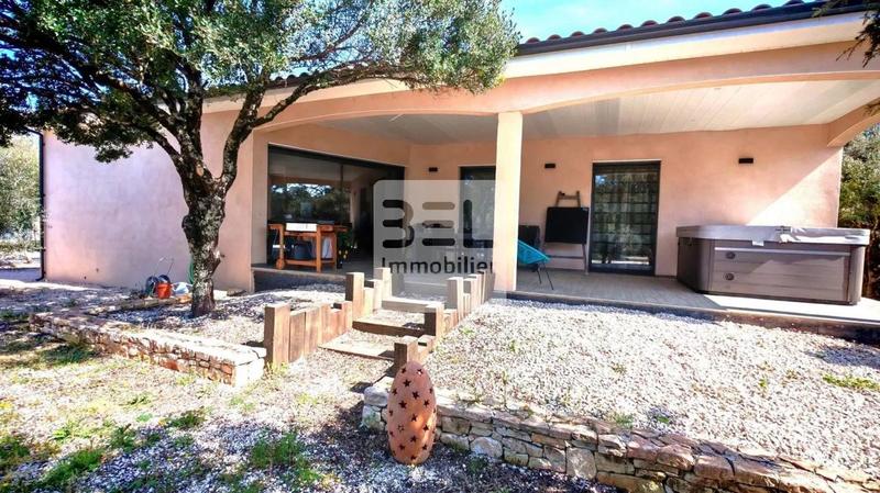 Villa - 148 m² - 5 pièces