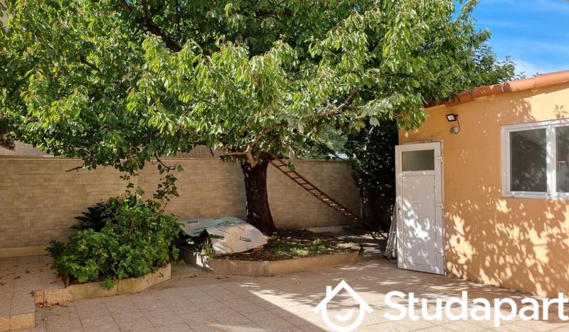 Chambre - 12 m² - 1 pièce