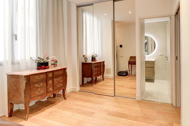 Appartement - 192 m² - 5 pièces