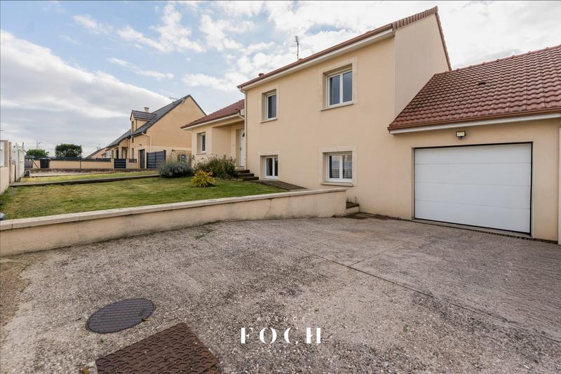 Maison - 147 m² - 7 pièces