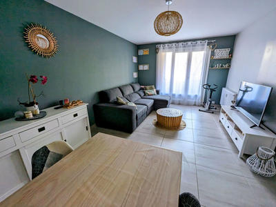 Appartement - 80 m² - 4 pièces
