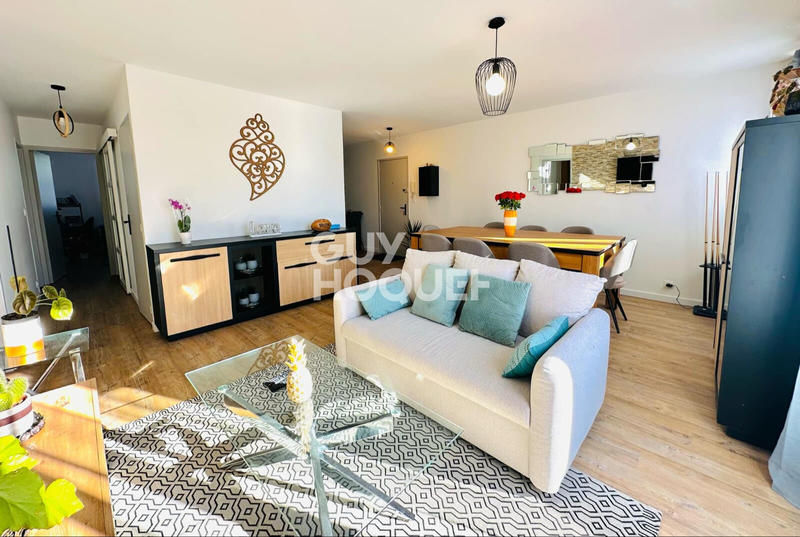 Appartement - 84 m² - 4 pièces